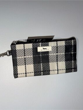 SCOUT Kate Wristlet Wallet Black White Houndstooth Plaid
